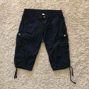 Arizona Cargo Capris